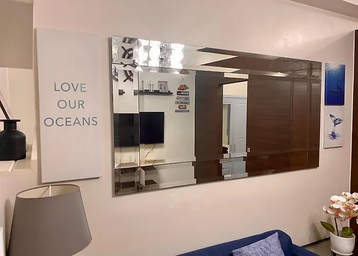 Cruise Ship Condo Escape Makati 300 Mbps Gym Swim Park 2271