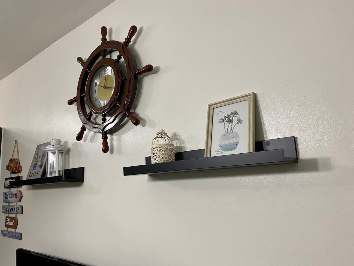 Cruise Ship Escape Makati 300 Mbps Gym Swim Park 2271 Apartment *