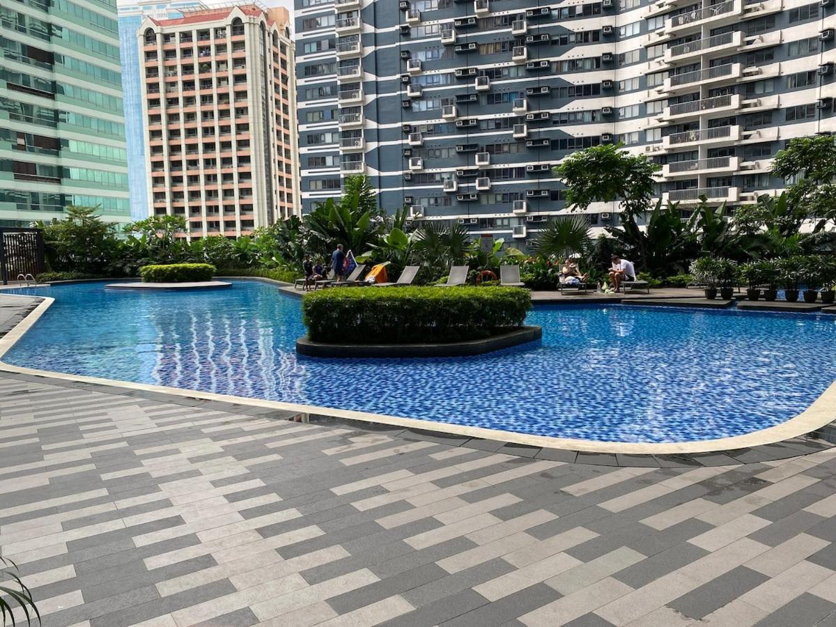 Cruise Ship Escape Makati 300 Mbps Gym Swim Park 2271